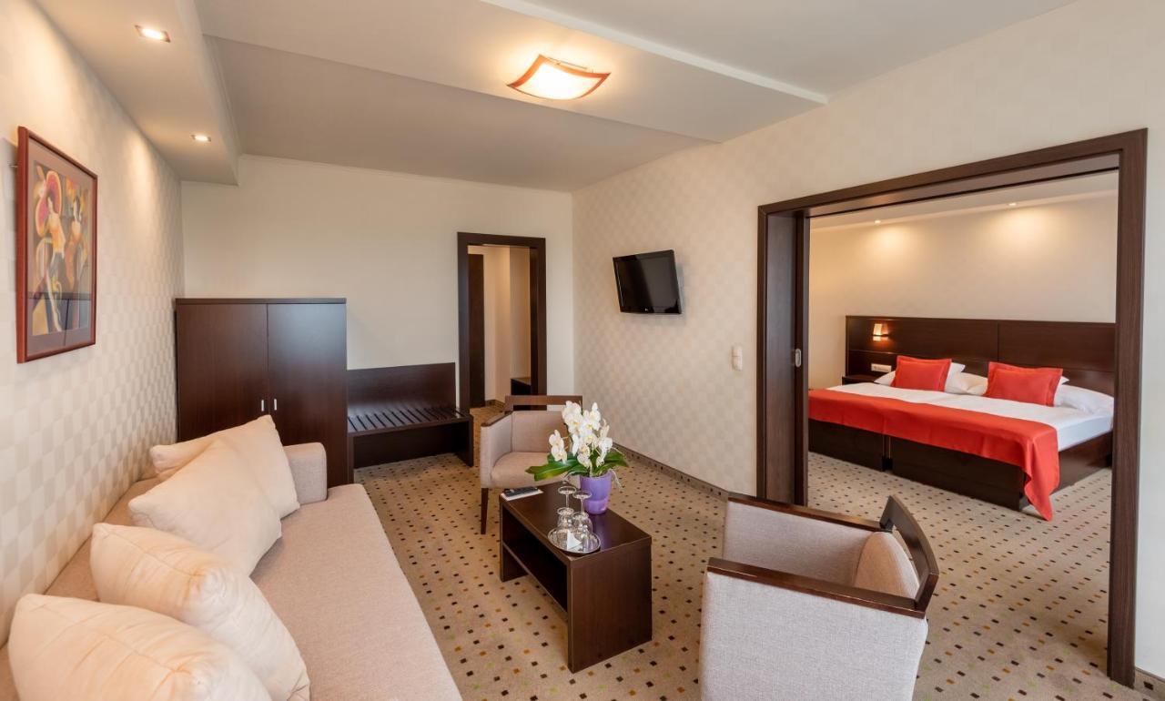 Hunguest Hotel Gyula Dış mekan fotoğraf