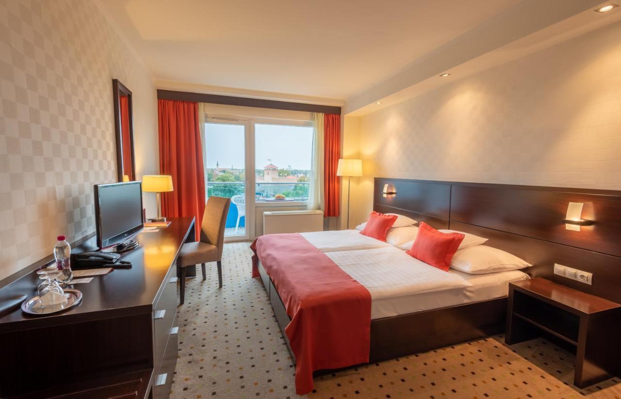 Hunguest Hotel Gyula Dış mekan fotoğraf