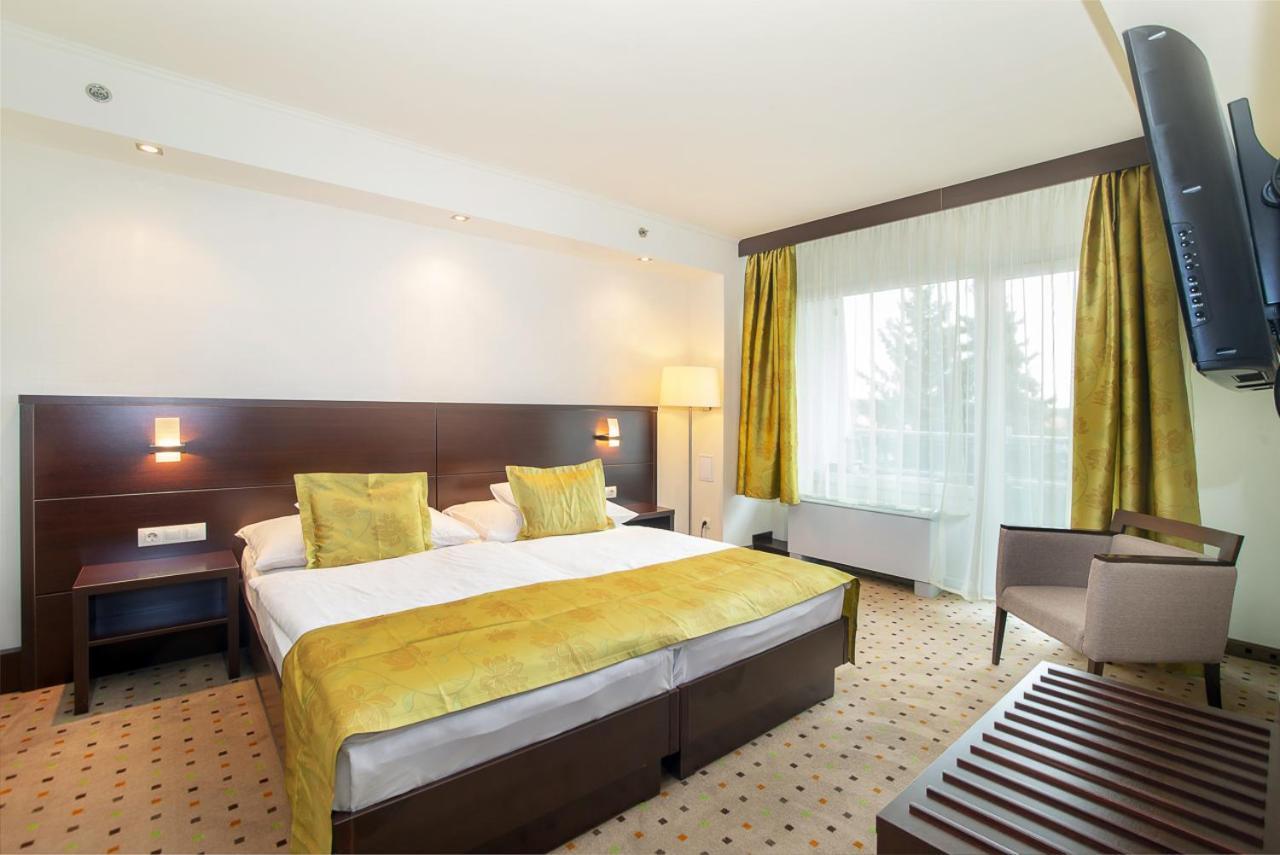 Hunguest Hotel Gyula Dış mekan fotoğraf