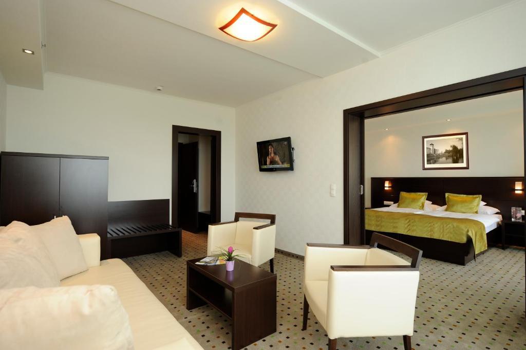 Hunguest Hotel Gyula Dış mekan fotoğraf